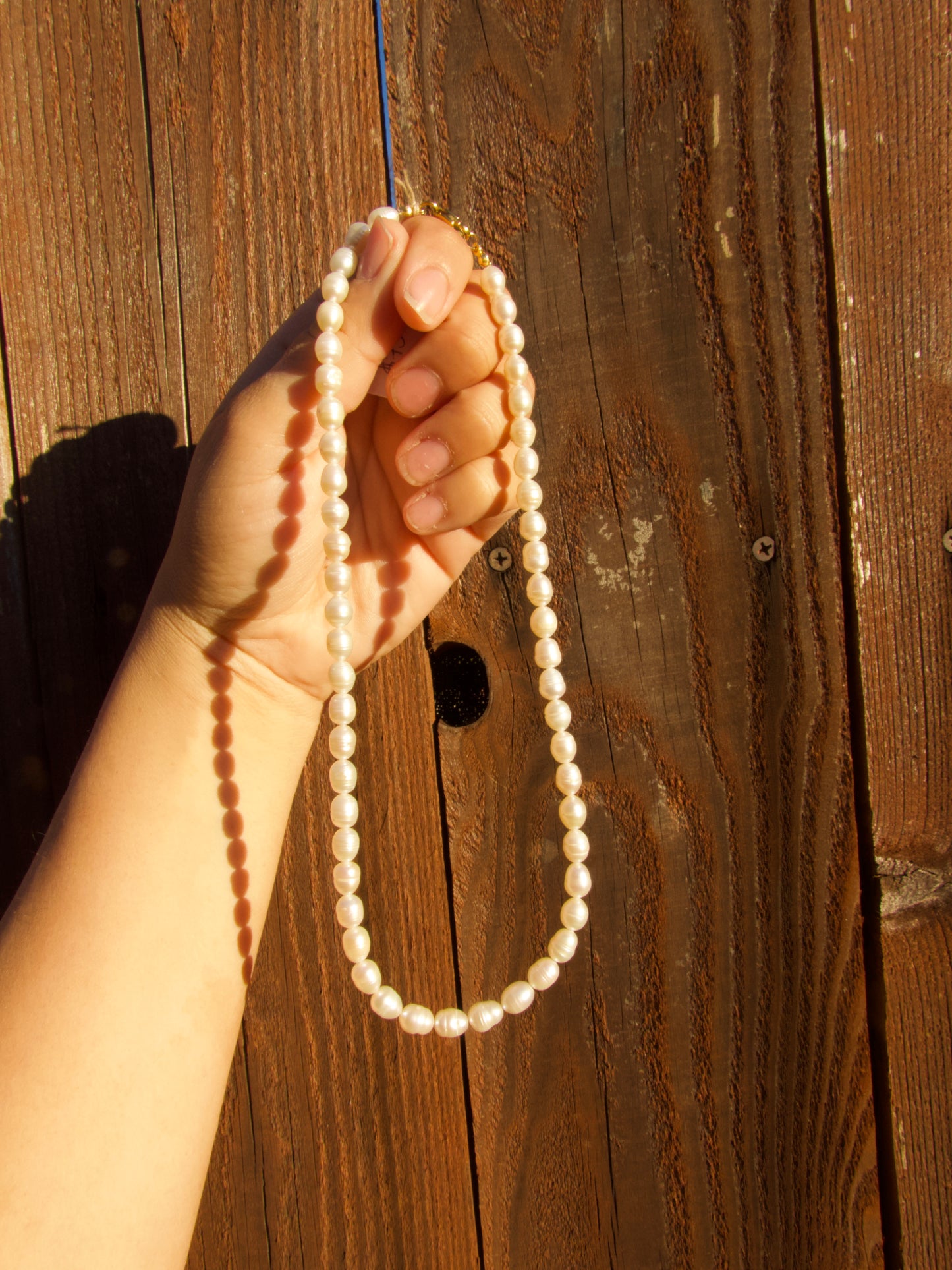 pearl choker necklace