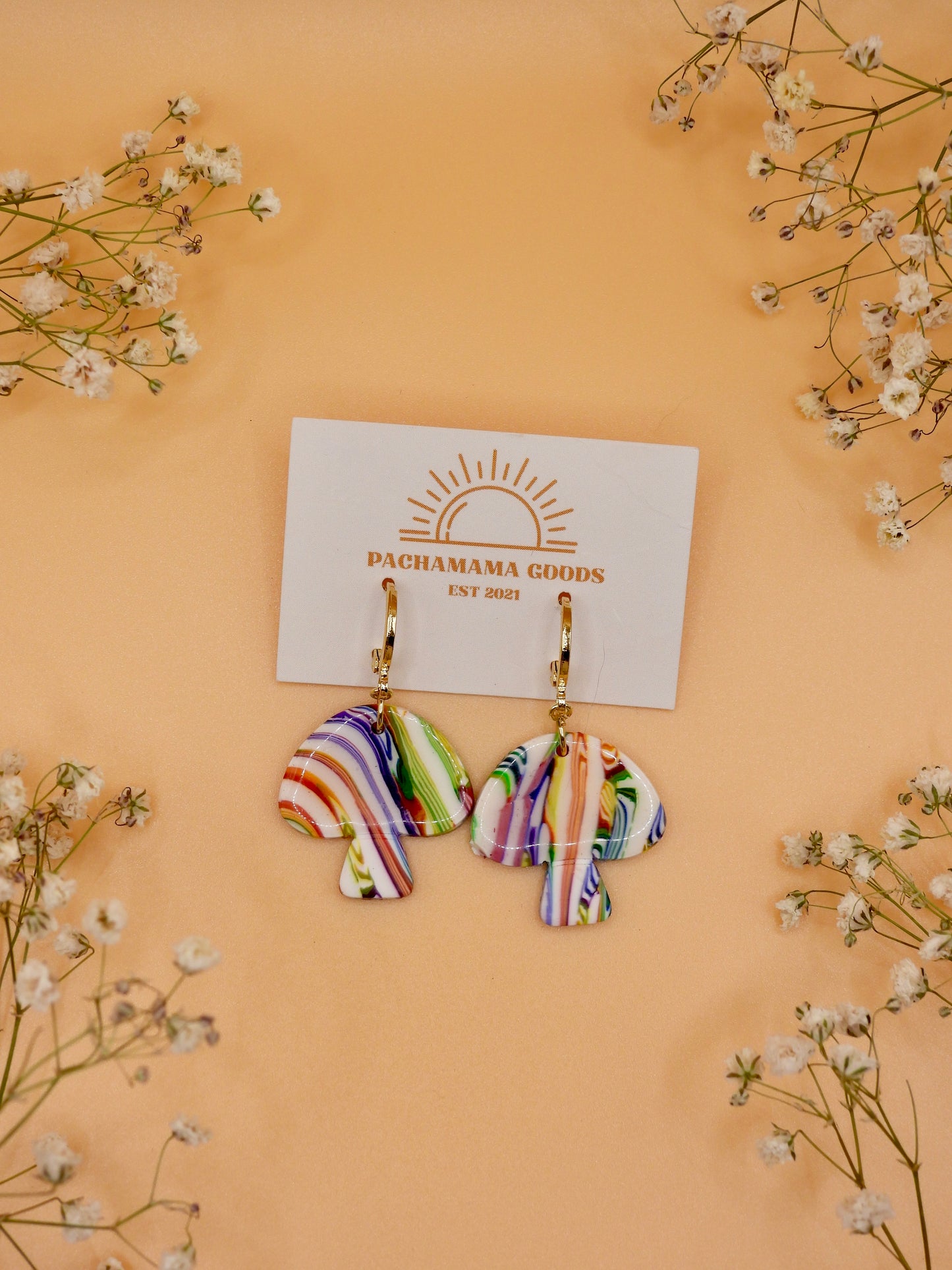 trippy mushie earring