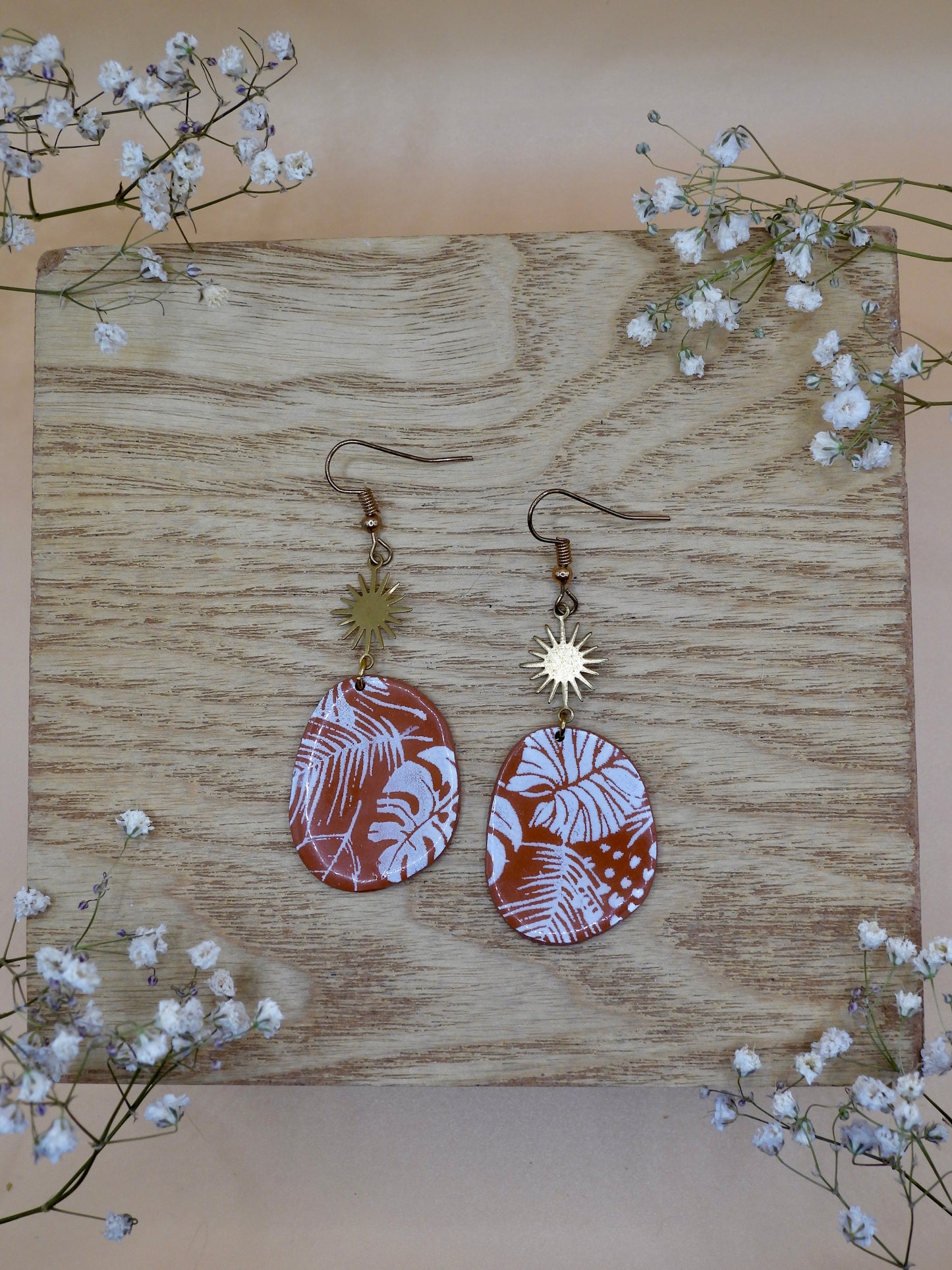 terracotta monstera earring