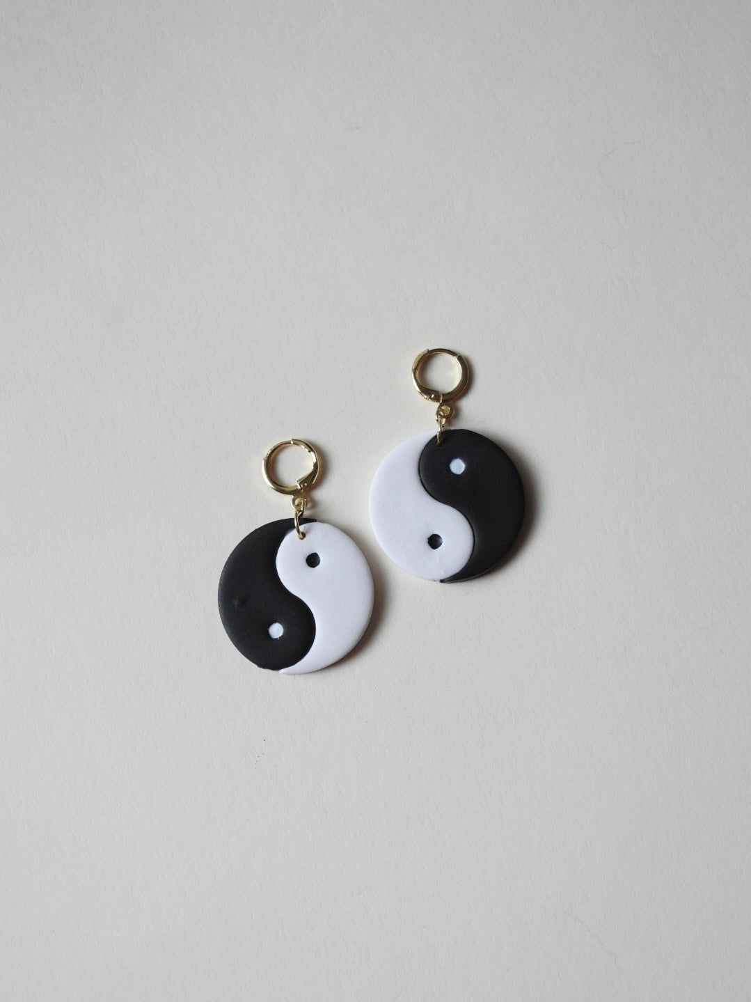 yin & yang earring