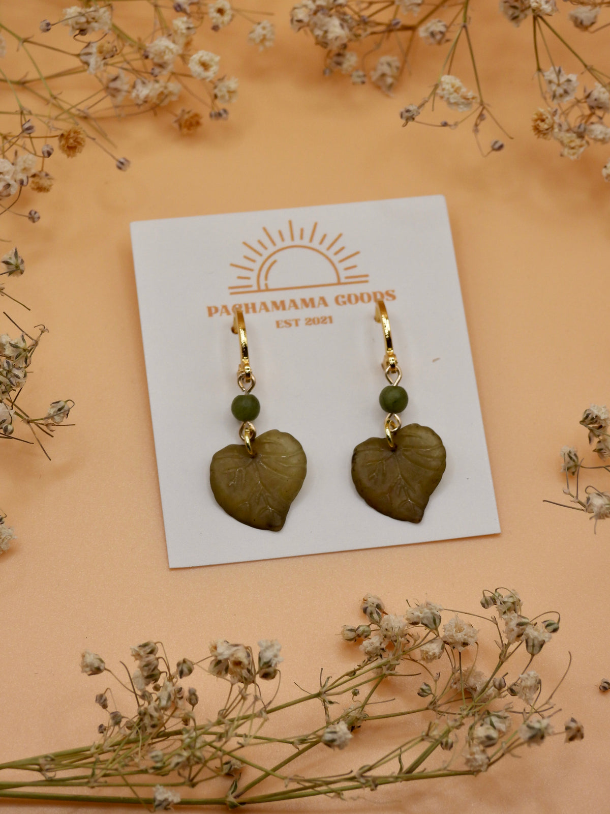 hoja earrings