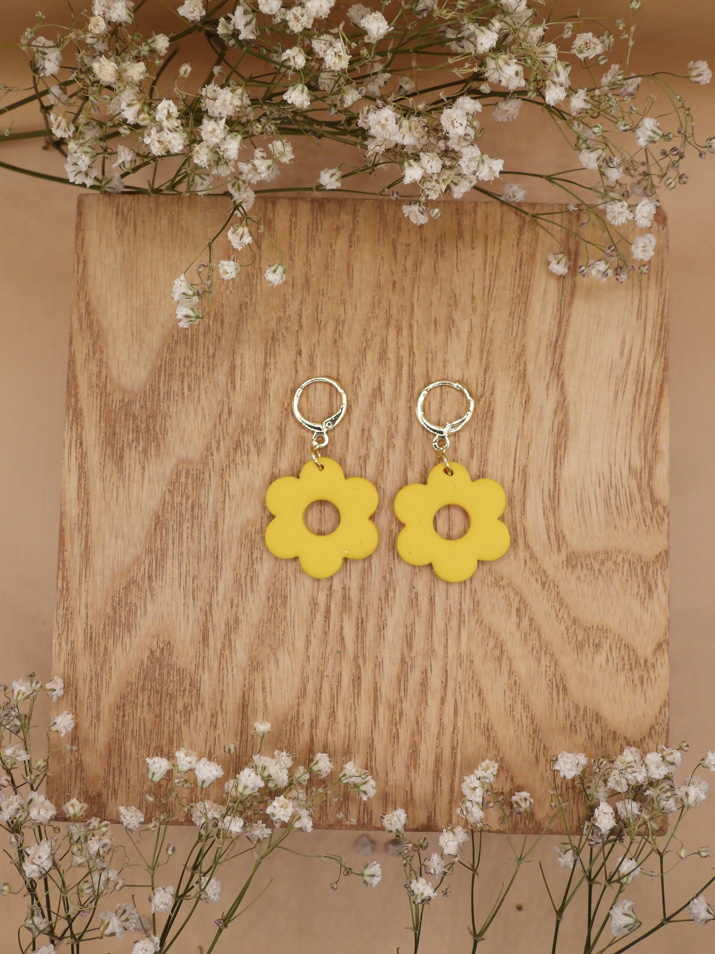 small flower earring