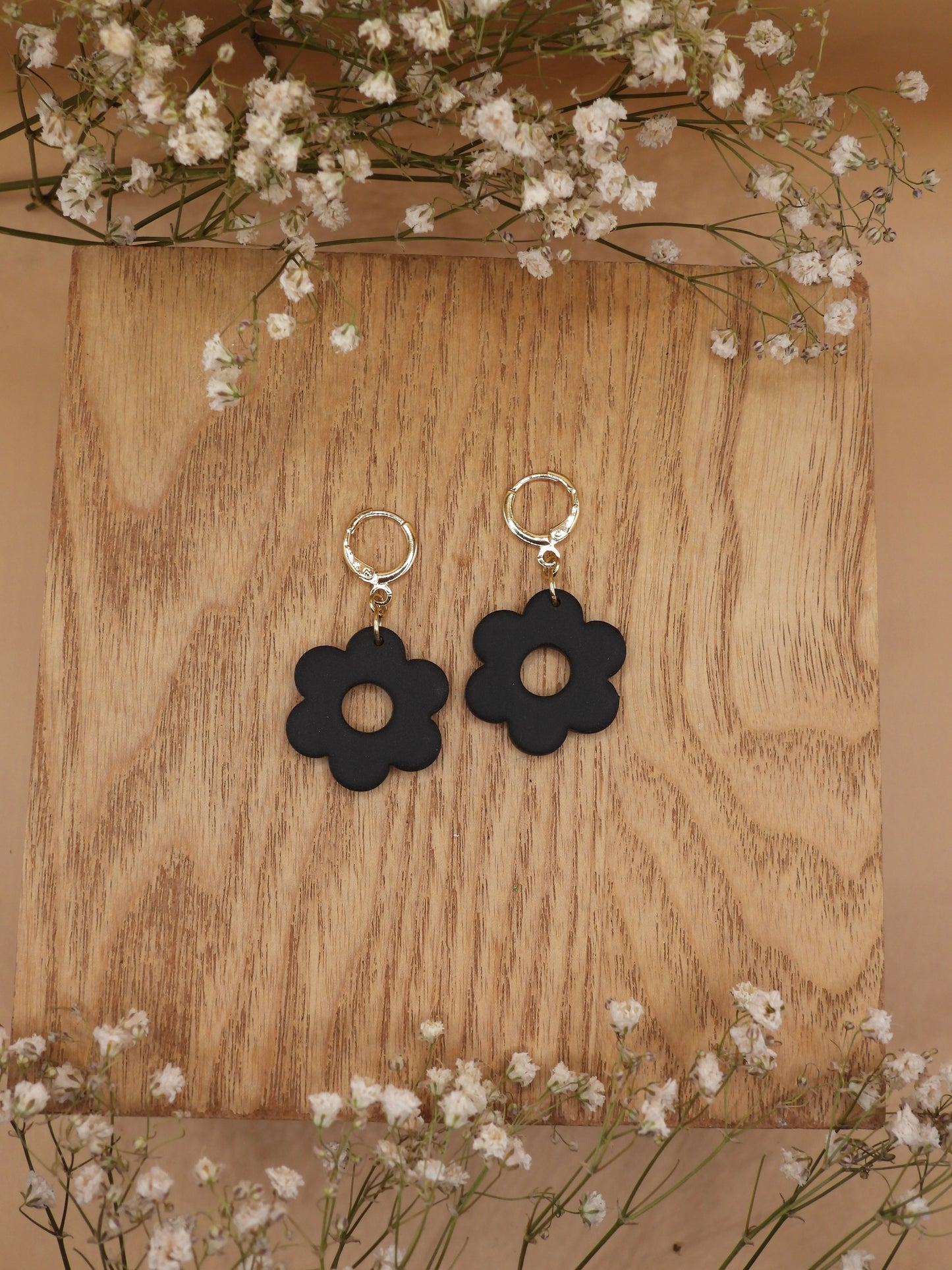 small flower earring