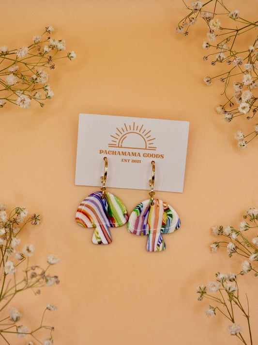 trippy mushie earring
