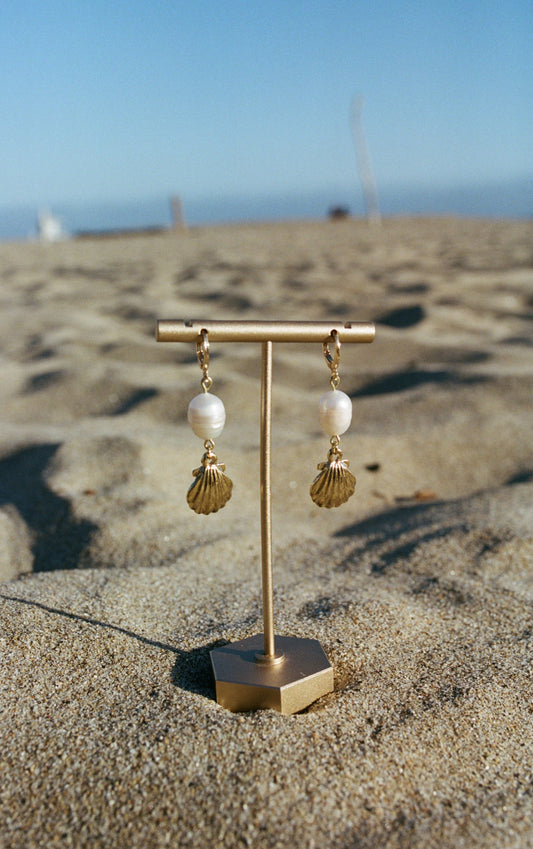 pearl shell earring